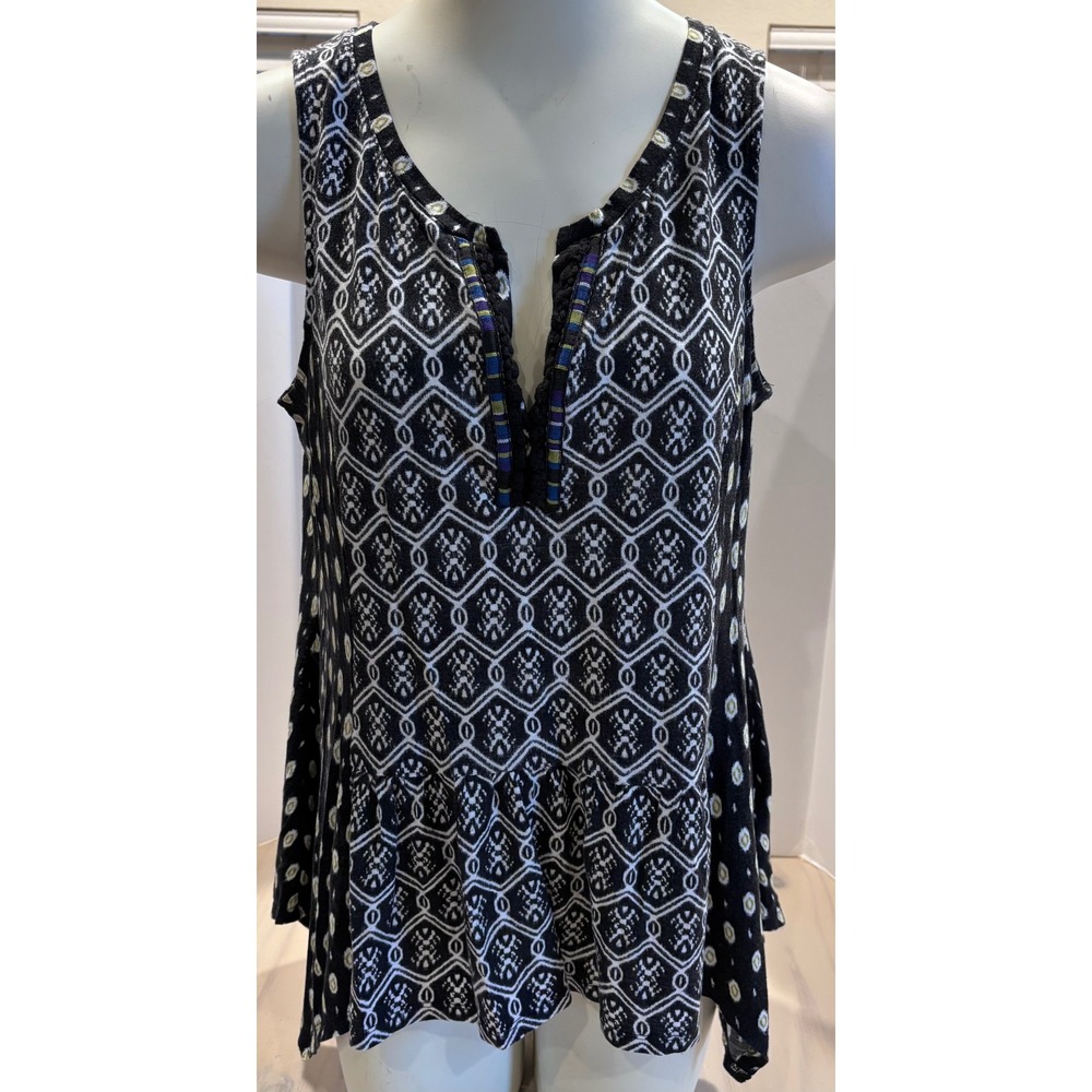 Akemi + Kin Anthropologie Black White Geometric Peplum Tank Top Pom Pom Trim L
